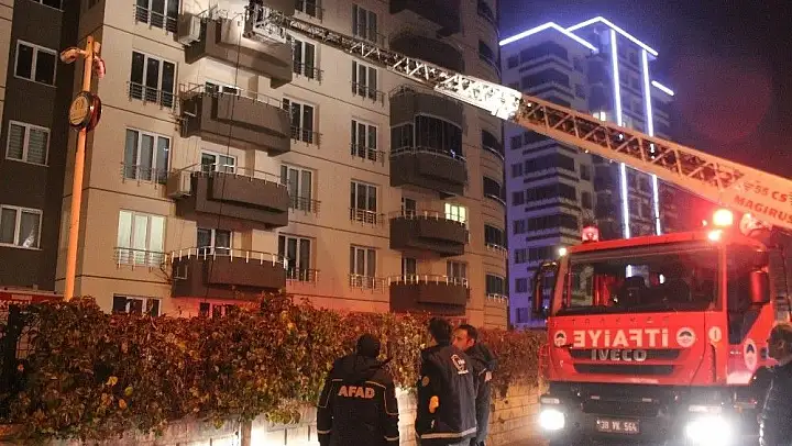Kayseri'de korkutan yangın: 8 kişi hastaneye kaldırıldı