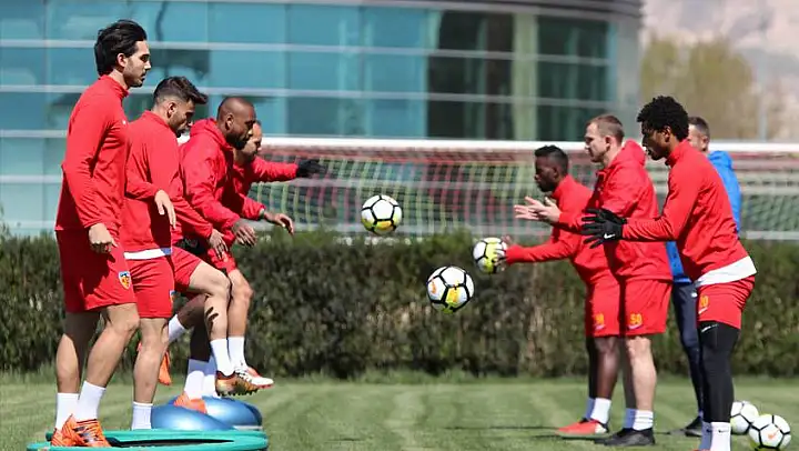 Kayserispor, Trabzonspor maçının hazırlıklarına başladı