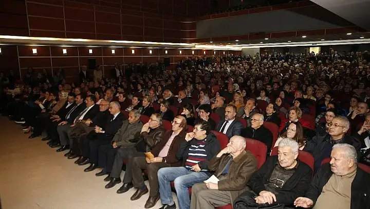 Kent Korosu'ndan muhteşem şarkılar
