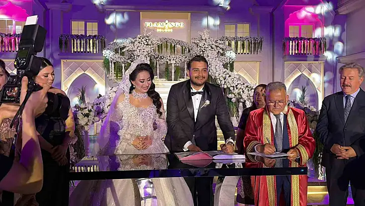 Kayseri protokolünü buluşturan düğün