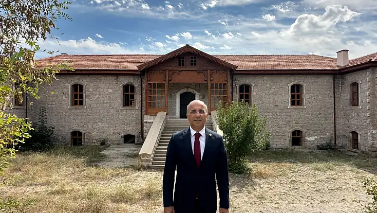Aşkın Genç Pazarören’den seslendi: Eğitimdeki makas açılıyor!