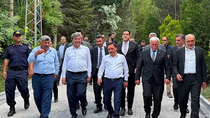 Dursun Ataş’tan Vali ile Pınarbaşı çıkarması