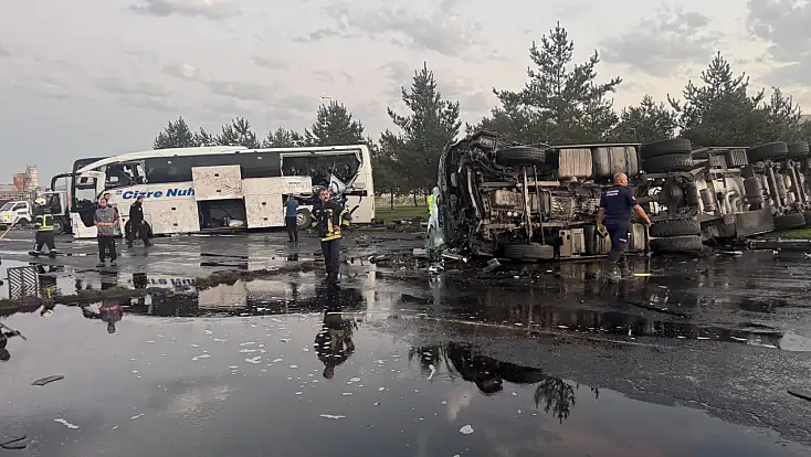 İşte o görüntüler! Kayseri'de can pazarı, Anadolu Ajansı: 35 yaralı var