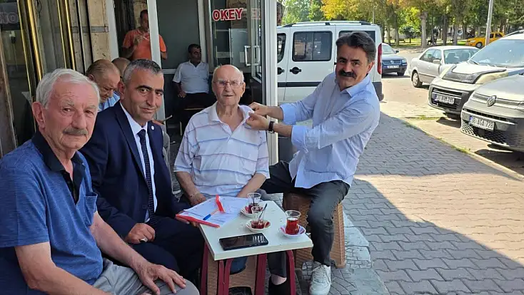 Kayseri'de 99 yaşında CHP'den istifa edip, Yeni Parti'ye katıldı