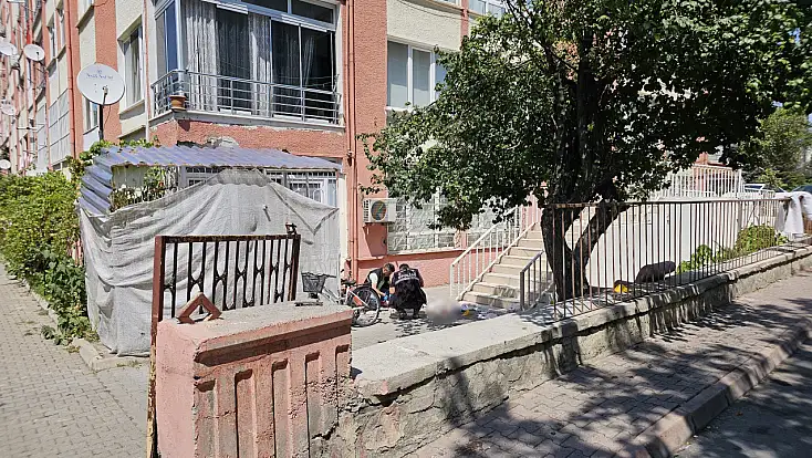 Kayseri'de boşanma aşamasındaki eşine bıçakla saldırdı!