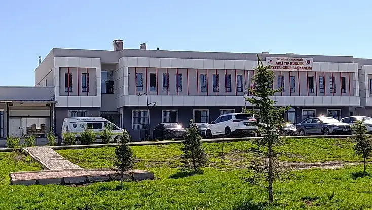 Kayseri'de evde kavga! Bıçaklanan adamdan acı haber geldi