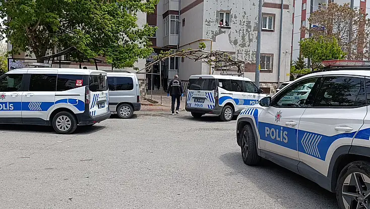 Kayseri'de evinde silahla vurulmuş halde bulundu