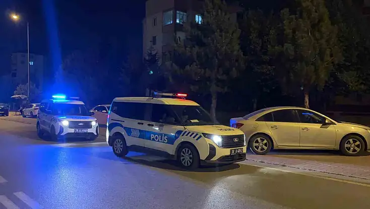Kayseri'de ortalık karıştı! Komşular arasında kavga, taşlar havada uçuştu