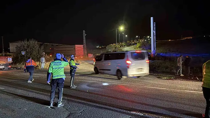 Kayseri'de trafik kazası: 3 ölü, 1 yaralı