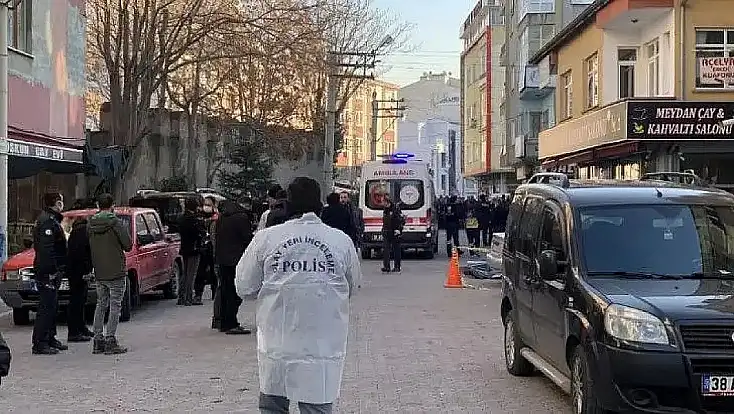 Kayseri'de üç kişiyi öldüren zanlı yurtdışına atla kaçmış!