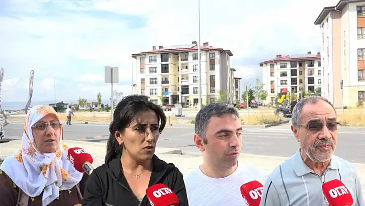 Kayseri’de yeni konutlarına taşındılar, şimdi çözüm bekliyorlar