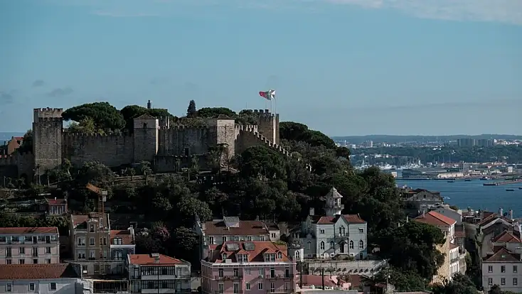 Kayserili iş adamının torunu Portekiz'de Lizistanbul açtı!