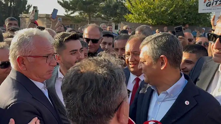 Kayserispor'un eski Başkanı, 54 yıl sonra ayrıldı ve YENİ Parti'ye üye oldu