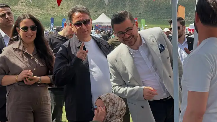 AK Parti Kayseri İl Başkanı Okandan’ın pazar günü yapmadığı iş kalmadı