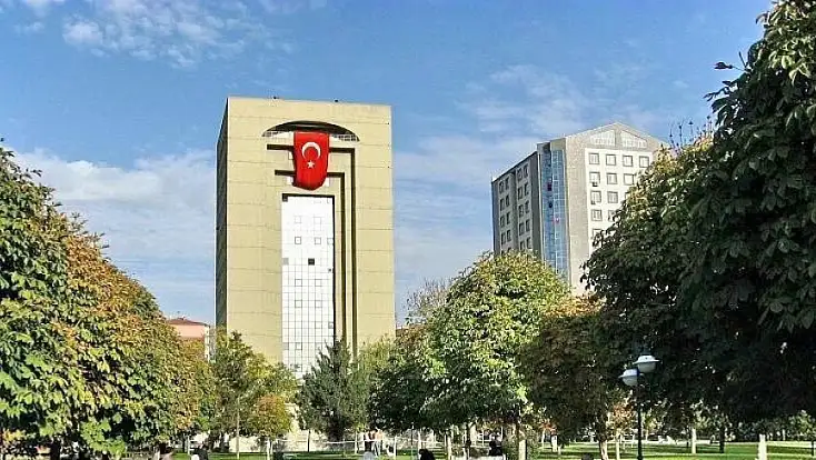 Kayseri Defterdarlığı çalışanı silahla kendini vurdu, yoğun bakımda