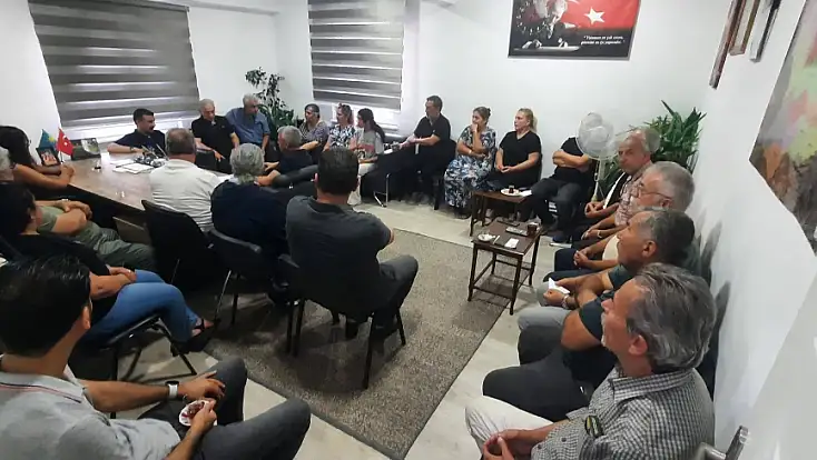 'Yılın vekili' seçilen Kayserili isim Ankara'dan sessiz sedasız Talas'a geldi!