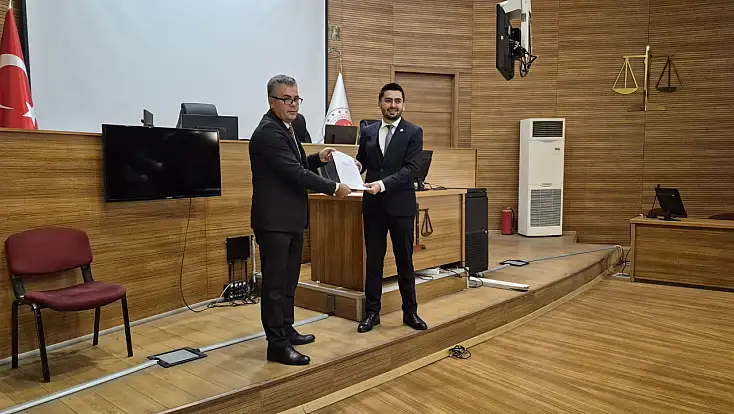 Mazbatasını alan YENİ Parti Kayseri İl Başkanı’ndan tüzük göndermesi