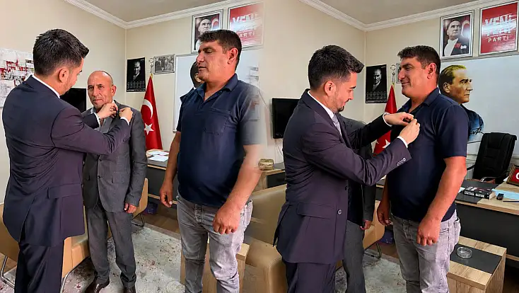 O meclis üyeleri YENİ Parti’ye katıldı!