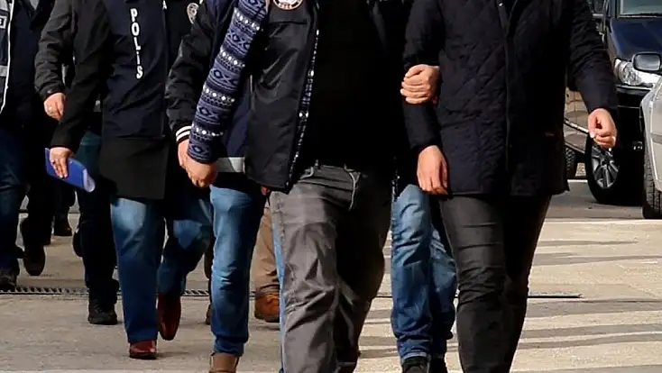 Validen istihbarat ve narkotik operasyonuna flaş açıklama!