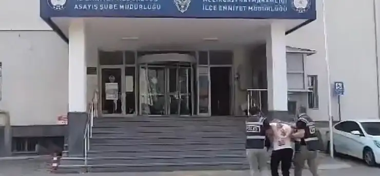 13 yılla aranıyordu, saklandığı adreste yakalandı!