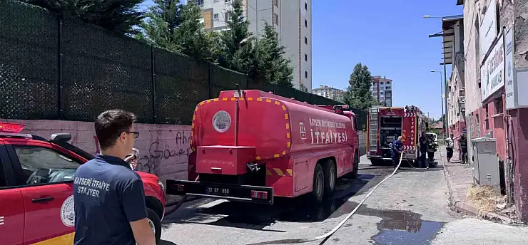 Melikgazi'de işyerinde yangın çıktı