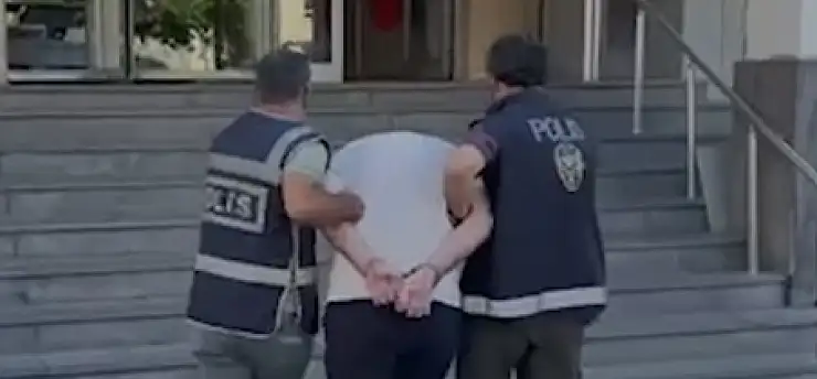 Dolandırıcılıktan aranan şahıs yakalandı