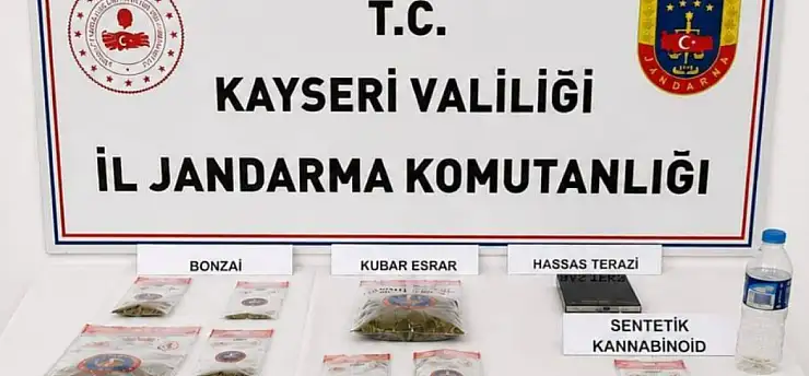 İstihbarat ve narkotikten ortak operasyon: O evden zehir çıktı