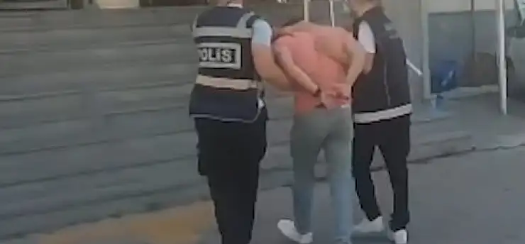 Kasten öldürme ve yağmadan aranan 3 kişi yakalandı