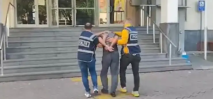 Kayseri'de 21 yaşındaki firari kıskıvrak yakalandı