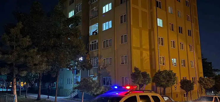 Kayseri'de 3 yaşındaki çocuk 3. kattan düştü
