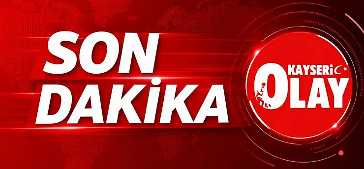 Kayseri'de AVM önünde bıçaklı kavga!