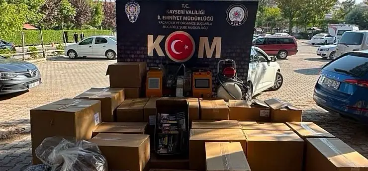 Kayseri'de dev kaçakçılık operasyonu: Kilolarca ele geçirildi