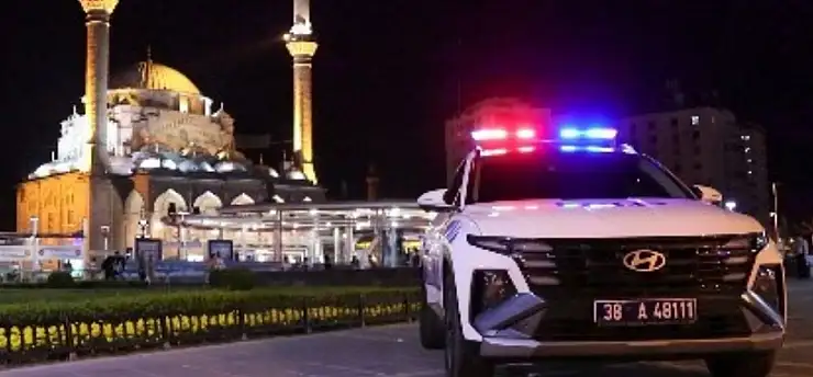 Kayseri'de huzur operasyonu: 104 aranan şahıs yakalandı