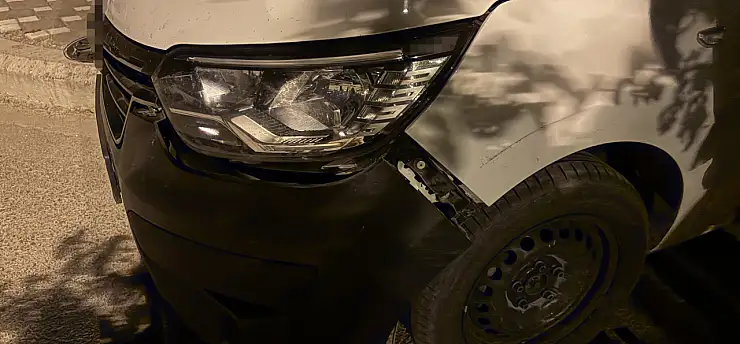 Kayseri'de öfkeli sürücü araçlara zarar verip kaçtı