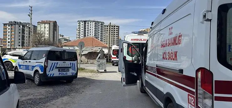 Kayseri'de yürekleri ağza getiren olay: Öğrenci  servisi kaza yaptı!