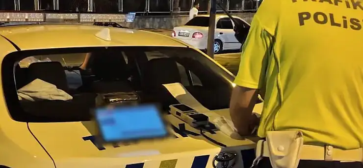 Kayseri'de yüzlerce sürücüye ceza! Arabalar men edildi, sürücü belgeleri alındı