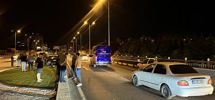 Kayseri'de zincirleme kaza! 2 yaralı