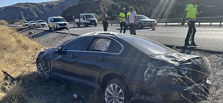 Kayseri yolunda kaza! Sosyal medya fenomeni yaralandı