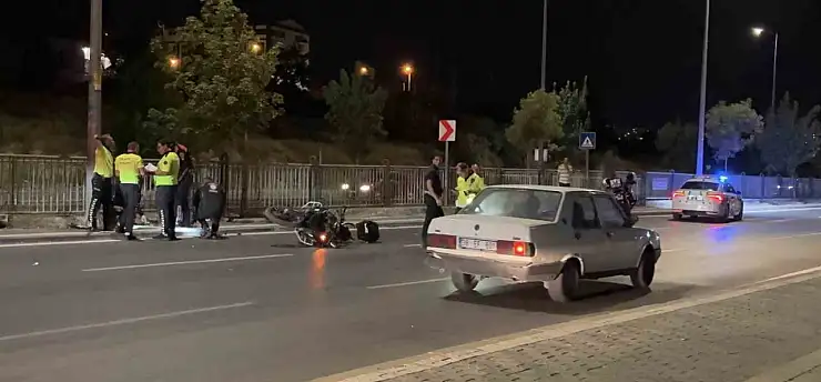Kayseri'de Yunus Polisi direğe çarptı! Hastaneye kaldırıldı