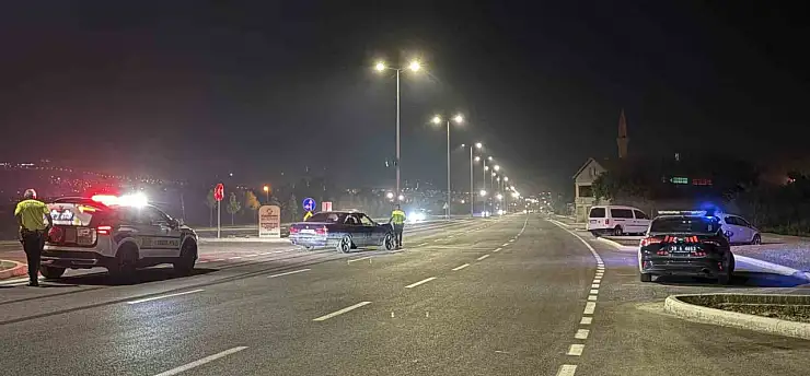 Kayseri'de oto tamircisi test için yola çıktığı otomobille kaza yaptı!