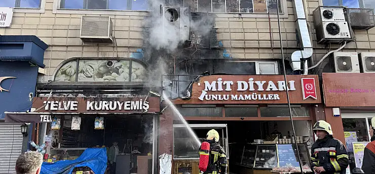 Sivas Caddesi'ndeki yangın kontrol altına alındı!
