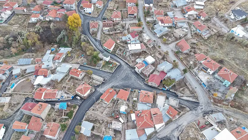 5 bin 300 ton sıcak asfalt serildi