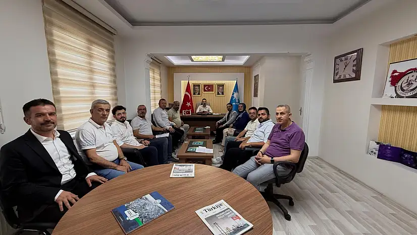 AK Parti Kayseri'de vatandaşa böyle çağrı yaptı: Konuşacak çok şeyimiz var, bekliyoruz