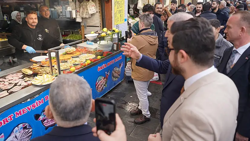 AK Parti'nin önde gelen isimleri Kayseri'de çarşıya çıktı!