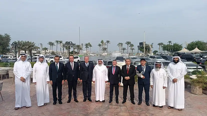 Akar ve Özsoy'dan Katar'da kritik görüşme!