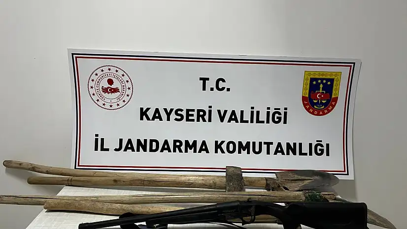Akkışla'da suçüstü yakalandılar