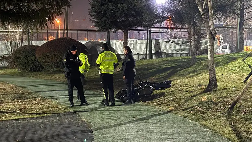 Alkollü ve plakasız sürücü, kelepçeyi görünce yalvarmaya başladı