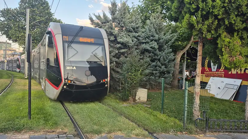 Başkan Büyükkılıç açıkladı! Tramvaylar bugün ücretsiz olacak