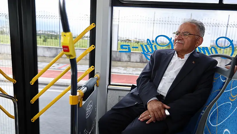 Başkan Büyükkılıç, elektrikli otobüsün test sürüşünde: Toplu taşımada yeşil dönüşüm!