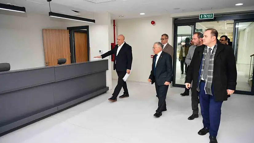 Kayseri'de başkandan yerinde inceleme! Yeni bakım merkezini ziyaret etti
